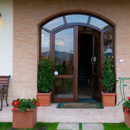 P&P Assisi Camere Bastia Umbra Buitenkant foto
