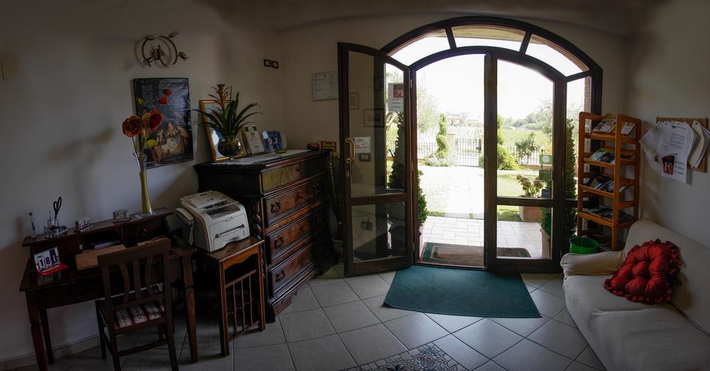 P&P Assisi Camere Bastia Umbra Buitenkant foto