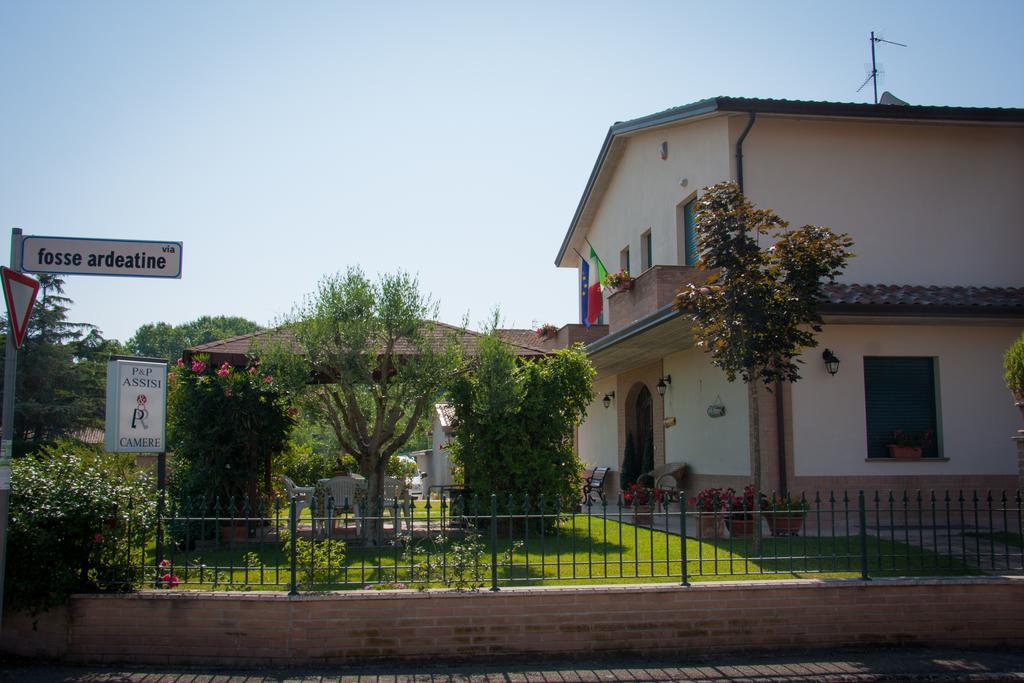 P&P Assisi Camere Bastia Umbra Buitenkant foto