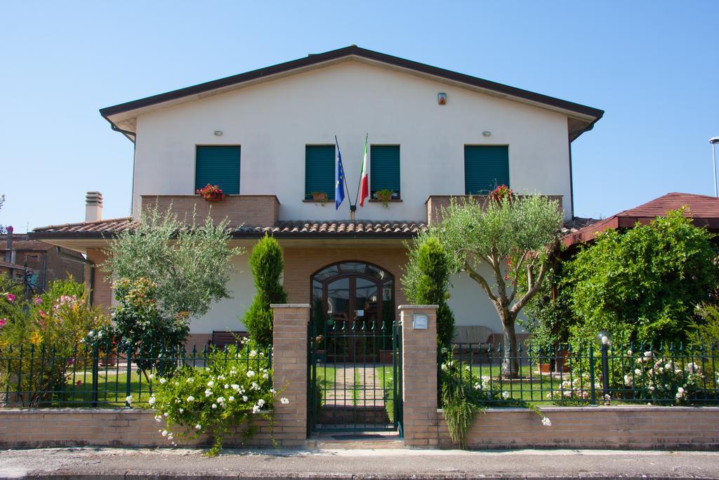 P&P Assisi Camere Bastia Umbra Buitenkant foto